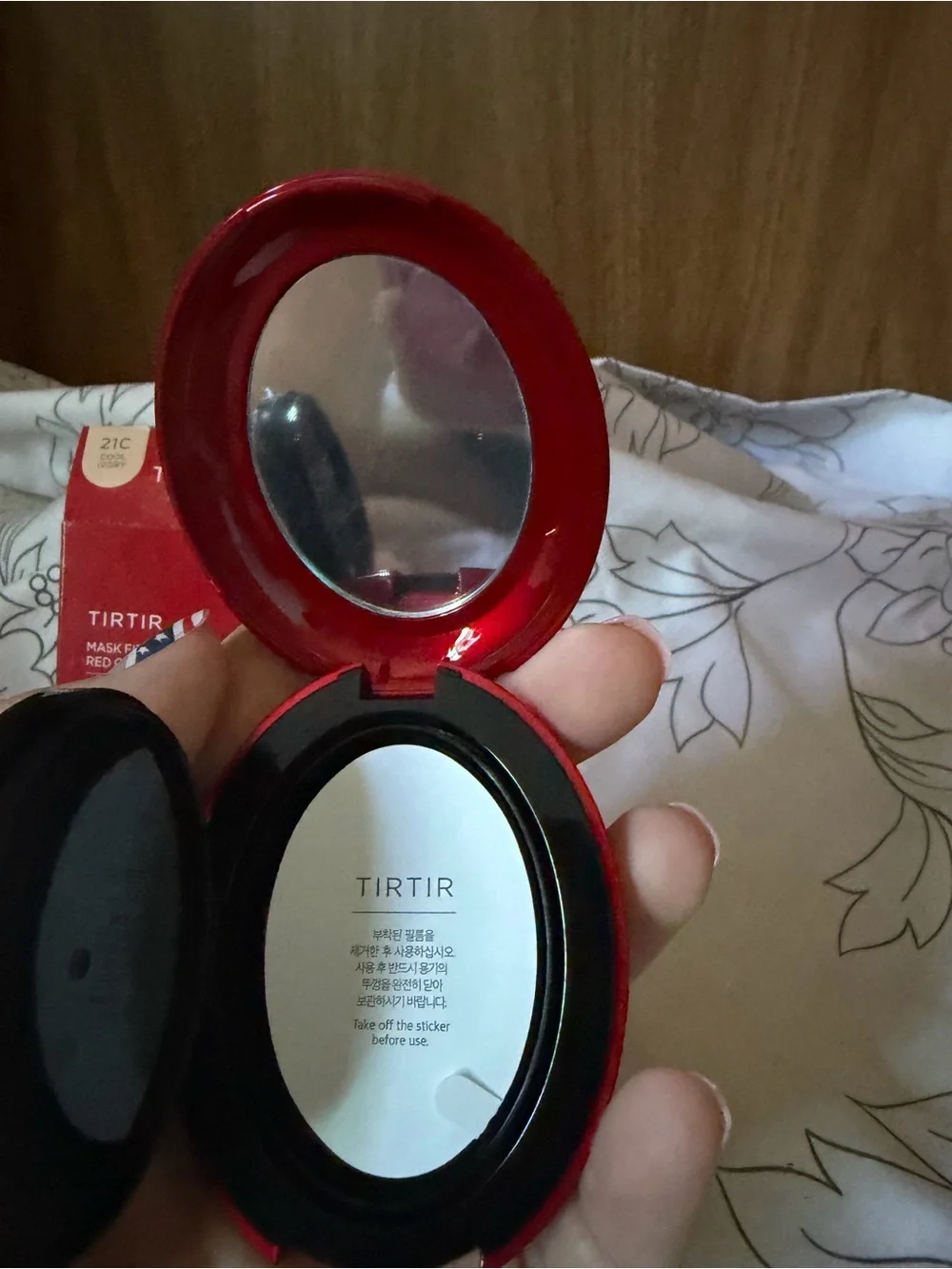 Mask Fit Red Cushion Foundation 21C Cool Ivory mini